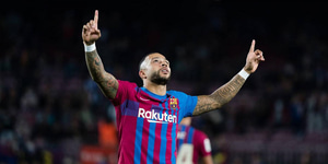 Tottenham-enters-the-dance-for-Memphis-Depay.jpg