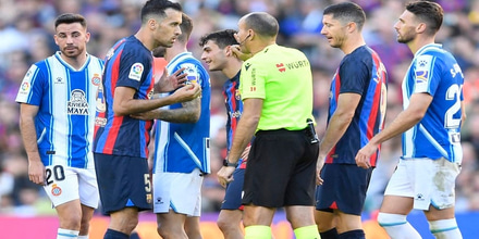 Μπαρτσελόνα - Εσπανιόλ 1-1: Ρεβεγιόν με... γκέλα 1245899639.0.jpg