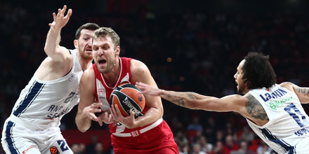 Με Σάσα οδηγό 4845474 1.jpg