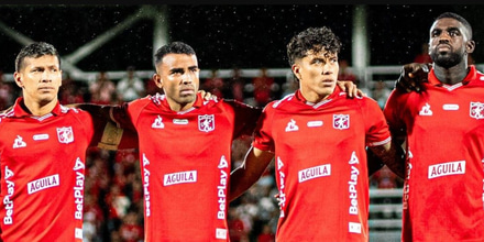 Παραδοσιακά καλύτερη η Αμέρικα America De Cali.jpg