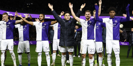 Αήττητη εντός η Άντερλεχτ! Anderlecht fc.jpg