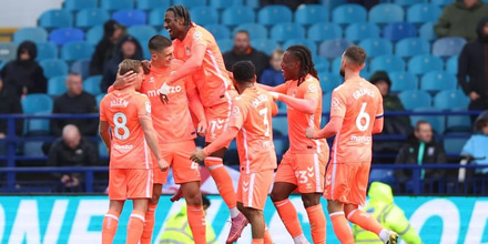 Οι Άγγλοι παίζουν μπάλα!