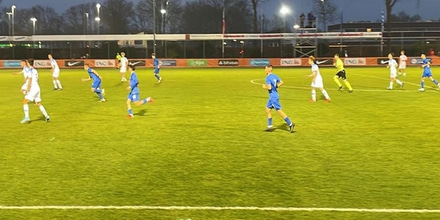 Εθνική Κ-17: Ηττήθηκε από την Ιταλία με 2-0 ellada_k17.jpg