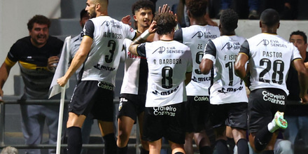 Farense - Estoril.jpg