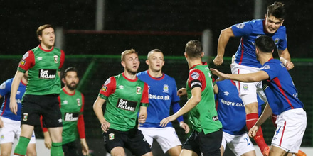 Glentoran - Linfield.jpg