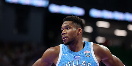 i-enischimenes-tou-antetokounmpo-stin-premiera-me-italia.jpg