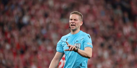 olympiakos-sparta-pragas-diaititis.jpg