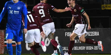 Φαβορί από Σκωτία! Stenhousemuir.jpg